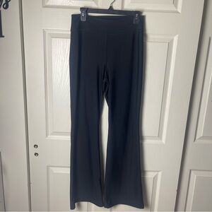 Old Navy Active Black Flare Leggings